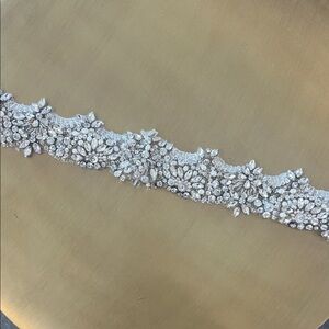Watters Evelyn Silver Floral Rhinestone Belt